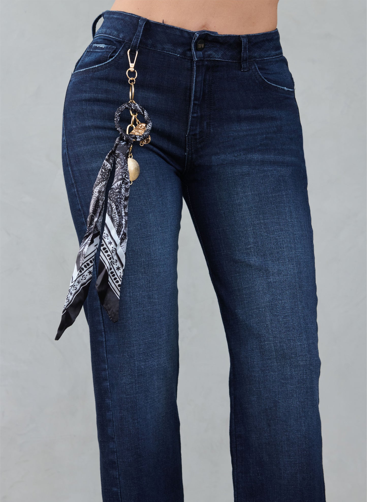 JEAN BOTA RECTA 8005